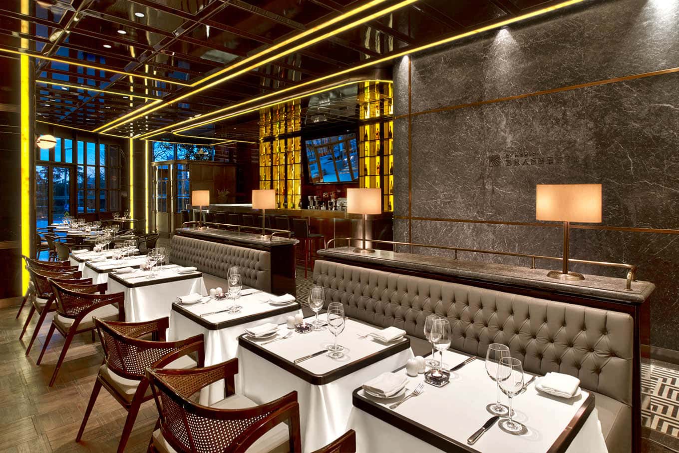 ST. REGIS BRASSERIE Kontra